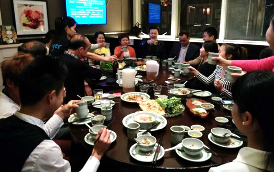 博深皮具營(yíng)銷(xiāo)部員工聚餐
